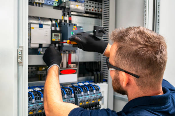Best Residential Electrician Services  in Lynnwood, WA